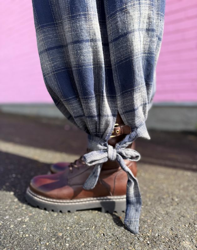 Check Balloon Pant