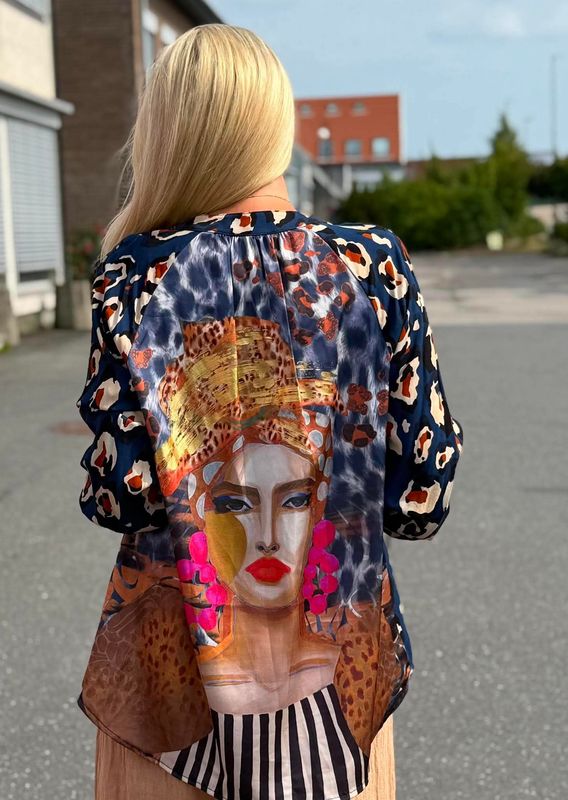 Frida Leo Blouse