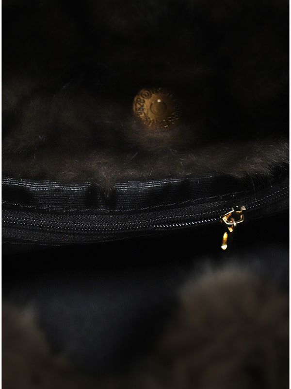 Fuzzy Hand Bag Pho Firenze