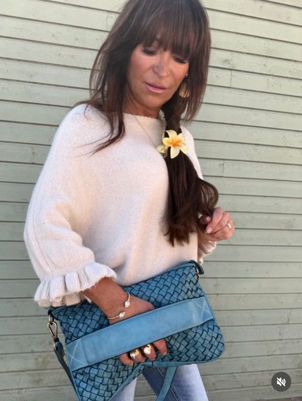 Alicia Alpaca Sweater Love Forever 