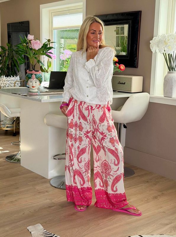Bergen Blonde Blouse