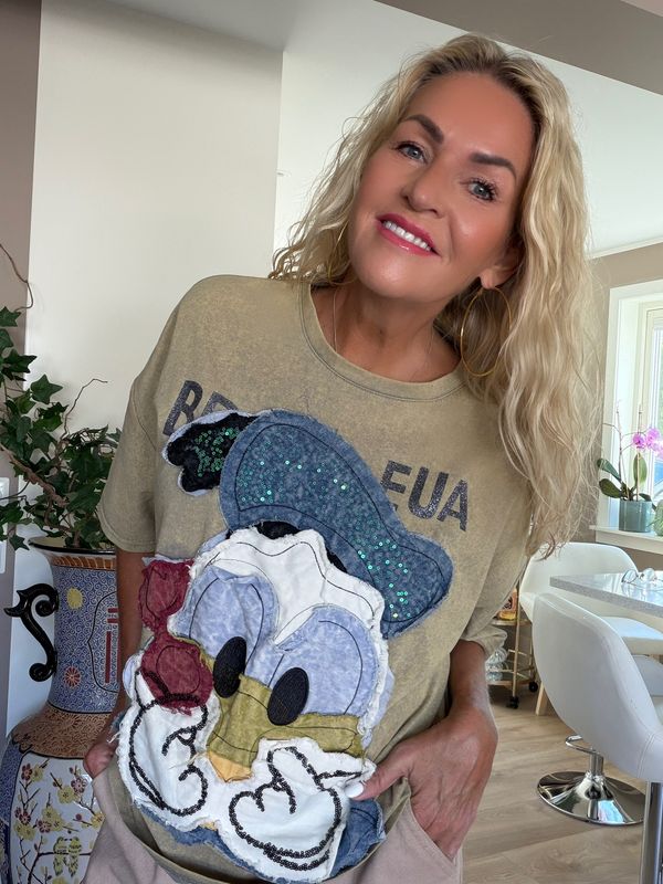 Funky Donald Tee