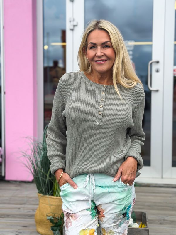 Tessa Spring Sweater Sister Soul