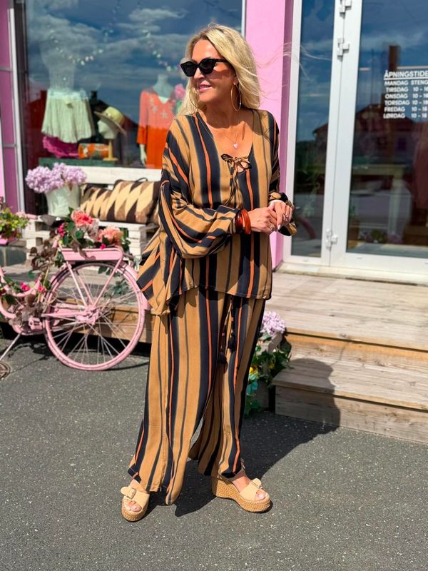 Moana Stripe Oversize Blouse Coconut Milk
