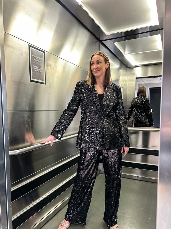 Klara Sequin Blazer