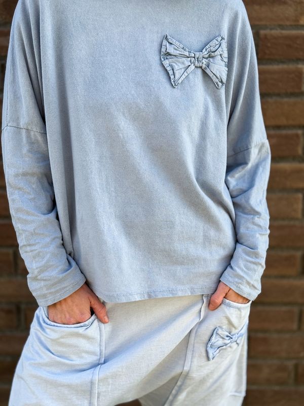 Bow Sweater